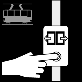 tram: open doors / open door of the tram